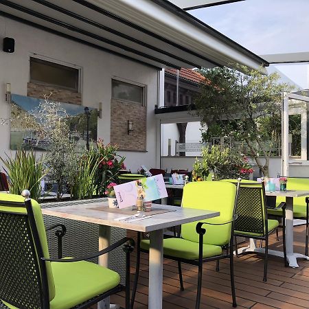 Hotel Poseidon Λούντβιχσμπουργκ Εξωτερικό φωτογραφία