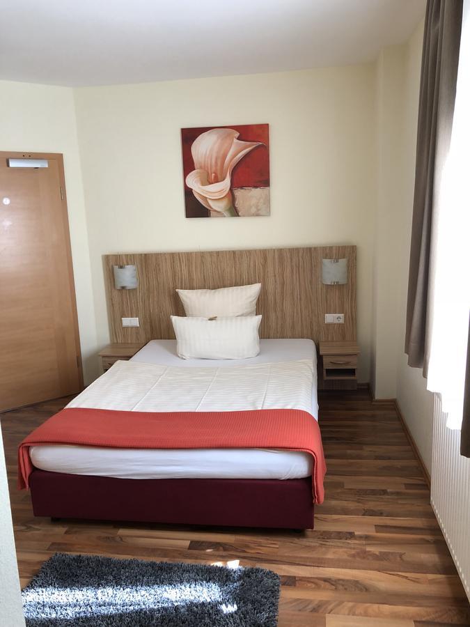 Hotel Poseidon Λούντβιχσμπουργκ Εξωτερικό φωτογραφία