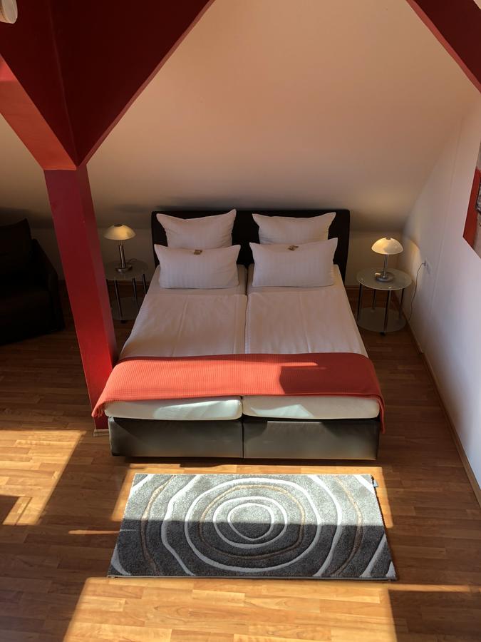 Hotel Poseidon Λούντβιχσμπουργκ Εξωτερικό φωτογραφία